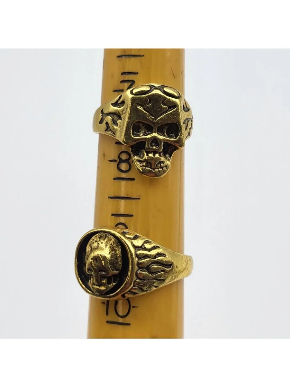 Biker ring Skull rings lot Goth Halloween 8 piece flea market gifts mixed sizes